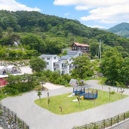 Hongcheon D-Day Pension&Camping Exterior photo