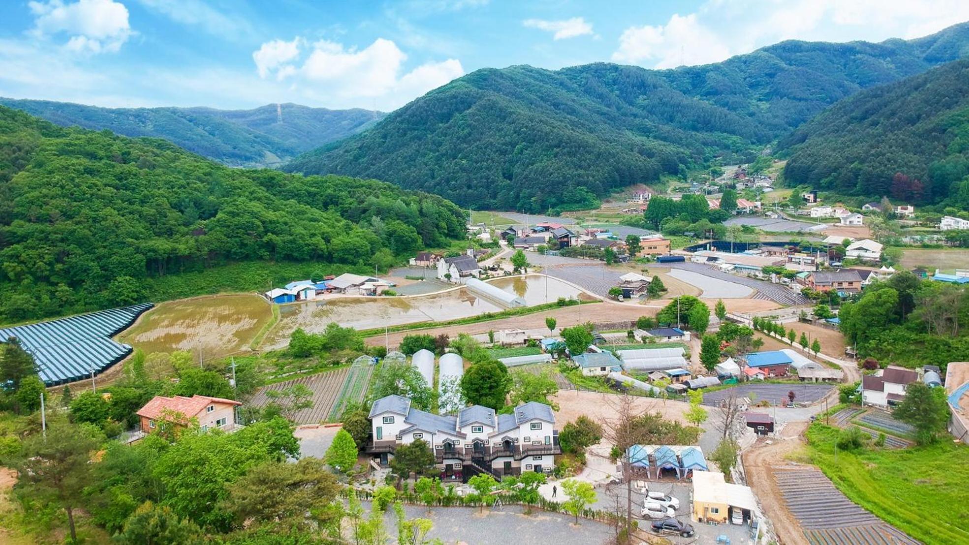 Hongcheon D-Day Pension&Camping Exterior photo