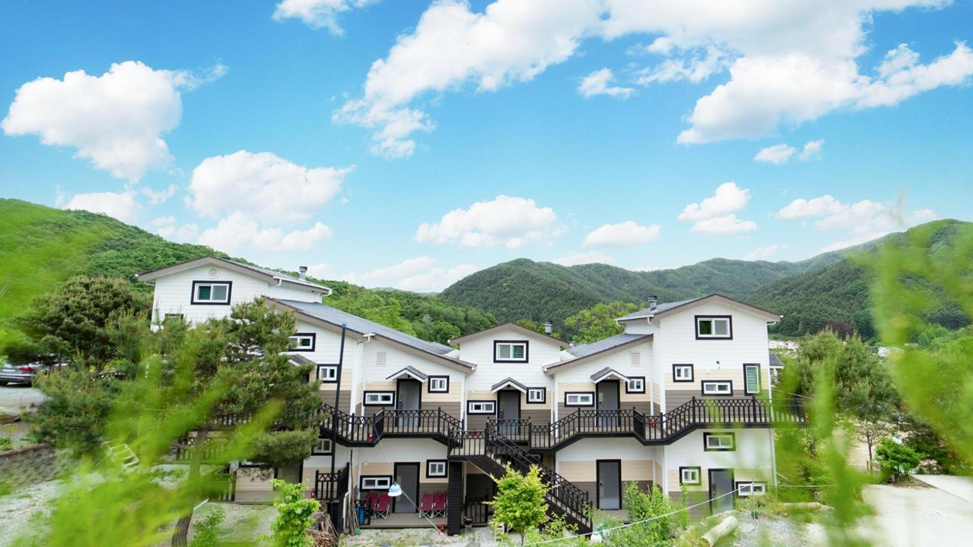 Hongcheon D-Day Pension&Camping Exterior photo